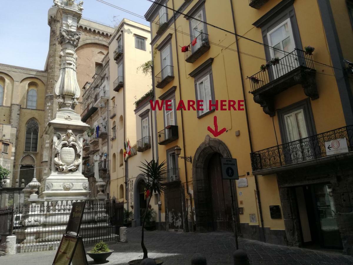 Ad Un Passo Dal Duomo "2" Apartment Napoli Ngoại thất bức ảnh